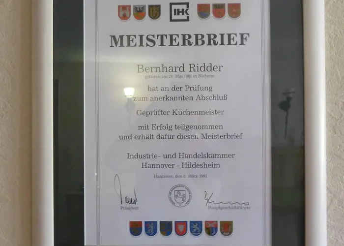 Ridder בית הארחה Marienmünster